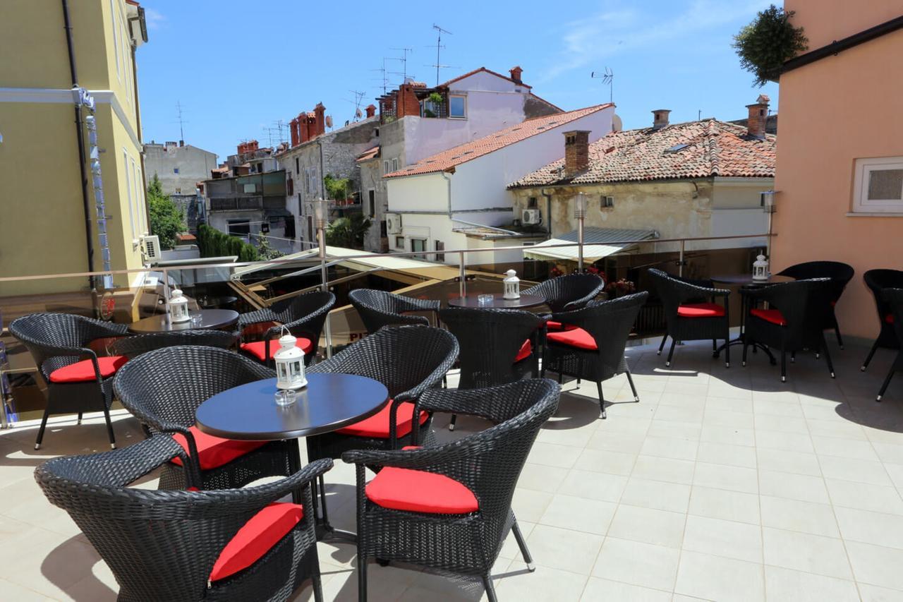 Hotel Galija Pula Exterior foto